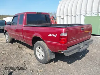 2004 Ford Ranger XL Fleet with VIN 1FTZR15E64TA13167, listed as a IAAI auction lot 42090757 with 172,247 mi miles. Bid and sale history available at carsss.com. Image 3.
