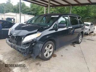 2015 Toyota Sienna LE AAS with VIN 5TDKK3DC0FS621589, listed as a Copart auction lot 61749615 with 215,334 mi miles and Salvage title. Bid and sale history available at DreamBid. Image 1.