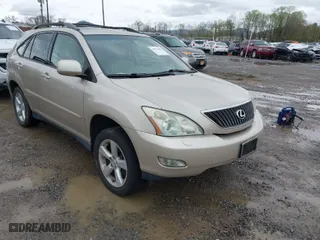 2004 Lexus RX 330 with VIN JTJHA31U240036665, listed as a IAAI auction lot 41974184 with NaN miles. Bid and sale history available at carsss.com. Image 1.