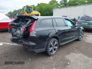 2023 Volvo V60 Plus with VIN YV4L12WY5P2105714, listed as a IAAI auction lot 42372970 with 30,170 mi miles and . Bid and sale history available at DreamBid. Image 4.