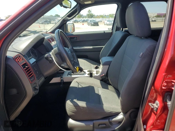 2010 Ford Escape XLT с VIN 1FMCU0D71AKD20051, выставлен на аукционе Copart как лот 57419695 с пробегом 115 436 миль миль и Списание • Salvage title. История ставок и продаж доступна на DreamBid. Изображение 7.
