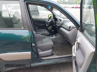 2003 Toyota RAV4 z VIN JTEHH20V930198628, wystawiony jako IAAI lot #42522892 z przebiegiem 207 130 mil mil oraz . Historia ofert i sprzedaży dostępna na DreamBid. Obrazek 5.