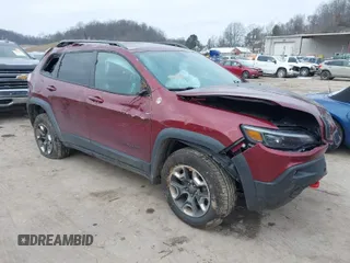 2019 Jeep Cherokee Trailhawk with VIN 1C4PJMBX1KD314149, listed as a IAAI auction lot 40929910 with 77,000 mi miles and . Bid and sale history available at DreamBid. Image 1.
