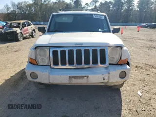 2010 Jeep Commander Sport with VIN 1J4RH4GK9AC113888, listed as a Copart auction lot 84553544 with 208,109 mi miles and Salvage title. Bid and sale history available at DreamBid. Image 5.
