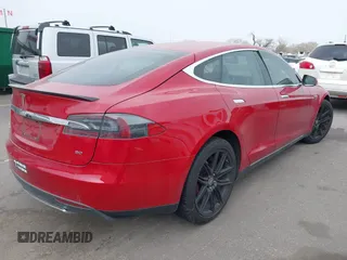 2013 Tesla Model S with VIN 5YJSA1CG0DFP14545, listed as a IAAI auction lot 41806844 with Not Provided miles. Bid and sale history available at carsss.com. Image 4.