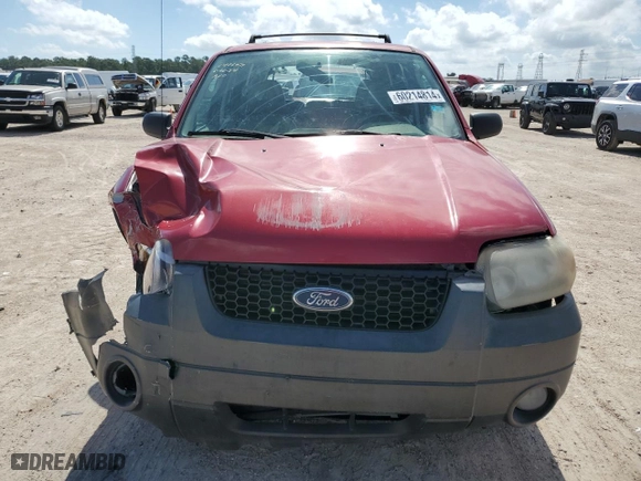 2006 Ford Escape XLT with VIN 1FMYU03176KA68395, listed as a Copart auction lot 60214814 with 0 mi miles and Salvage Title. Bid and sale history available at carsss.com. Image 5.