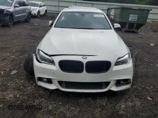2015 BMW 5 Series 528i z VIN WBA5A5C57FD515650, wystawiony jako Copart lot #57110125 z przebiegiem 138 460 mil mil oraz Szkoda całkowita • Salvage title. Historia ofert i sprzedaży dostępna na DreamBid. Obrazek 5.