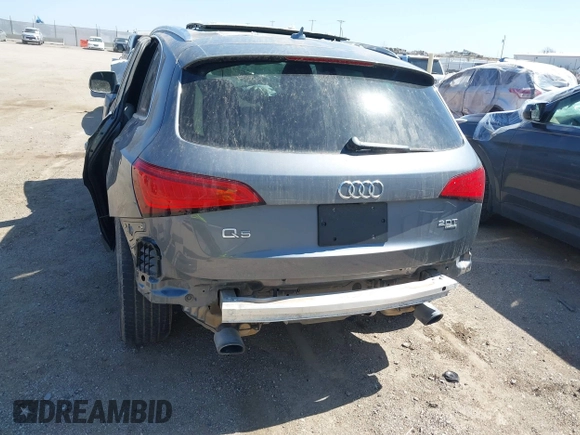 2014 Audi Q5 Premium Plus with VIN WA1LFAFPXEA013601, listed as a IAAI auction lot 41920890 with 1 mi miles. Bid and sale history available at carsss.com. Image 18.