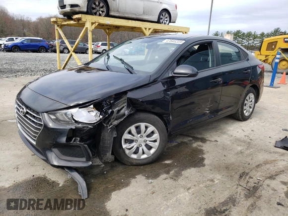 2020 Hyundai Accent SE with VIN 3KPC24A6XLE098919, listed as a Copart auction lot 47645223 with 9,517 mi miles. Bid and sale history available at carsss.com. Image 1.