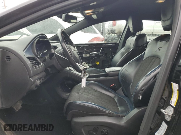 2016 Chrysler 200 S with VIN 1C3CCCBB9GN121048, listed as a Copart auction lot 50068685 with 174,257 mi miles and Salvage Title. Bid and sale history available at carsss.com. Image 7.