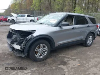 2022 Ford Explorer with VIN 1FMSK7BH9NGA08252, listed as a IAAI auction lot 42012523 with 122,293 mi miles and . Bid and sale history available at DreamBid. Image 17.