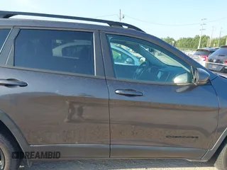 2017 Jeep Cherokee Limited with VIN 1C4PJLDB6HW593154, listed as a IAAI auction lot 42591432 with 99,935 mi miles and . Bid and sale history available at DreamBid. Image 13.