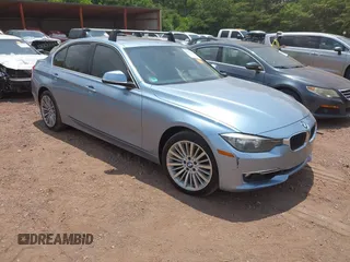 2012 BMW 3 Series 328i z VIN WBA3A5C59CF452834, wystawiony jako IAAI lot #42313497 z przebiegiem 177 718 mil mil oraz . Historia ofert i sprzedaży dostępna na DreamBid. Obrazek 1.