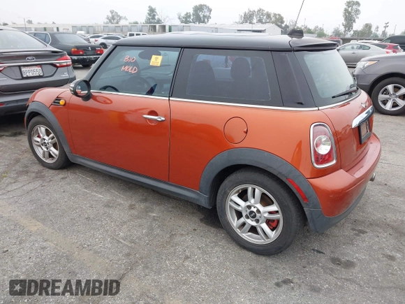 2011 MINI Hardtop with VIN WMWSU3C55BT097555, listed as a IAAI auction lot 42043733 with 185,071 mi miles and . Bid and sale history available at DreamBid. Image 3.