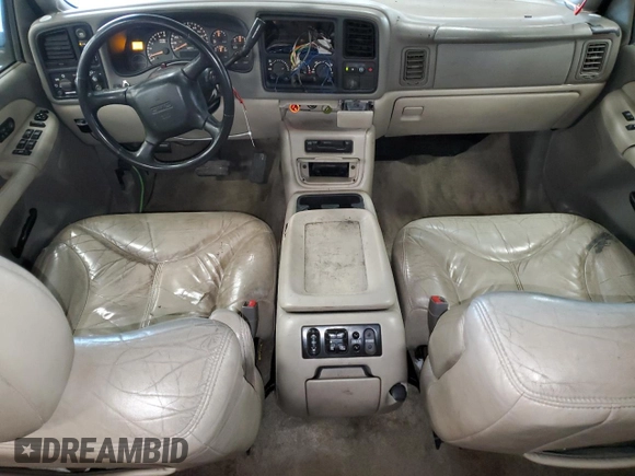 2002 GMC Yukon XL SLT with VIN 1GKFK16Z82J192267, listed as a Copart auction lot 41582955 with 302,076 mi miles and Salvage Title. Bid and sale history available at carsss.com. Image 8.