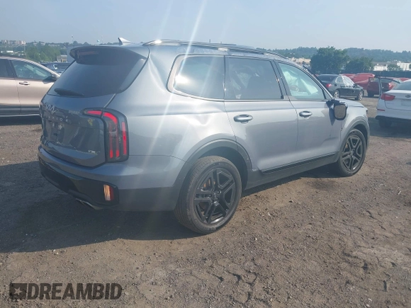 2024 Kia Telluride SX Prestige with VIN 5XYP5DGC4RG518806, listed as a IAAI auction lot 42487267 with 28,083 mi miles and . Bid and sale history available at DreamBid. Image 4.