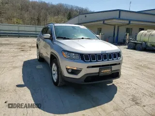 2019 Jeep Compass Latitude with VIN 3C4NJDBB1KT703251, listed as a Copart auction lot 52760895 with 73,026 mi miles and Salvage Title. Bid and sale history available at DreamBid. Image 14.