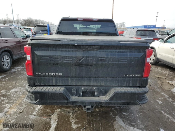 2021 Chevrolet Silverado 1500 Custom with VIN 3GCPYBEK7MG205393, listed as a Copart auction lot 44528985 with 27,819 mi miles and Clean Title. Bid and sale history available at carsss.com. Image 6.