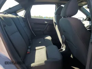 2008 Ford Focus SE with VIN 1FAHP35NX8W169414, listed as a Copart auction lot 69631114 with 162,233 mi miles and Clean Title. Bid and sale history available at carsss.com. Image 10.