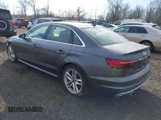 2022 Audi A4 S line Premium Plus z VIN WAUEAAF41NN015360, wystawiony jako IAAI lot #41320262 z przebiegiem 63 275 mil mil oraz . Historia ofert i sprzedaży dostępna na DreamBid. Obrazek 3.