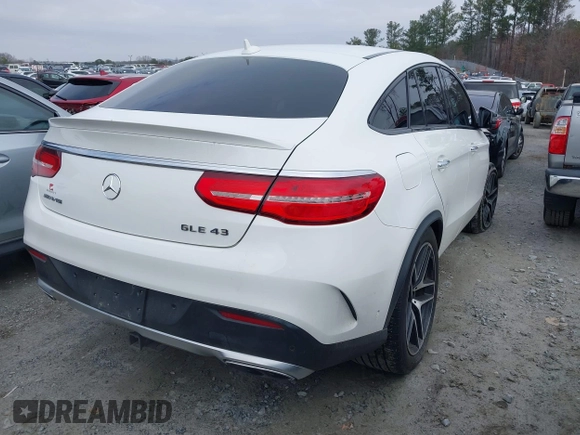 2017 Mercedes-Benz GLE 43 AMG z VIN 4JGED6EB2HA080314, wystawiony jako IAAI lot #41492570 z przebiegiem 97 905 mil mil oraz . Historia ofert i sprzedaży dostępna na DreamBid. Obrazek 4.