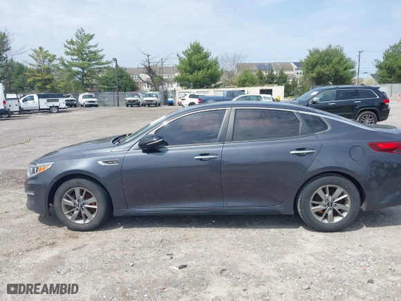 2017 Kia Optima LX 1.6T with VIN 5XXGT4L12HG173515, listed as a IAAI auction lot 42040458 with 103,595 mi miles. Bid and sale history available at carsss.com. Image 13.