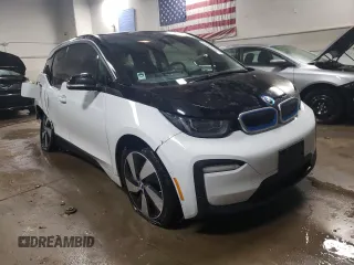 2021 BMW i3 with VIN WBY8P2C09M7J64171, listed as a Copart auction lot 74870823 with 9,815 mi miles. Bid and sale history available at carsss.com. Image 4.