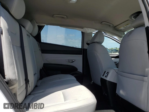 2025 Hyundai Tucson SEL z VIN 5NMJB3DEXSH452952, wystawiony jako Copart lot #55910365 z przebiegiem 10 058 mil mil oraz Nie do naprawy • Non repairable. Historia ofert i sprzedaży dostępna na DreamBid. Obrazek 11.