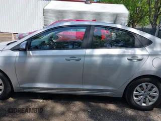 2018 Hyundai Accent SE z VIN 3KPC24A30JE018627, wystawiony jako IAAI lot #42084881 z przebiegiem 123 889 mil mil oraz . Historia ofert i sprzedaży dostępna na DreamBid. Obrazek 14.