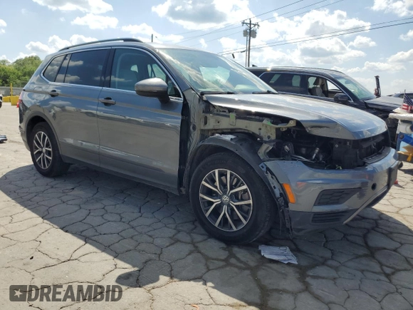 2019 Volkswagen Tiguan SE with VIN 3VV3B7AX6KM006625, listed as a Copart auction lot 54920675 with 79,890 mi miles and Salvage Title. Bid and sale history available at DreamBid. Image 4.