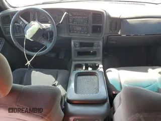 2005 GMC Sierra 1500HD SLE z VIN 1GTGK13UX5F827585, wystawiony jako Copart lot #45248805 z przebiegiem Nie podano mil oraz Szkoda całkowita • Salvage title. Historia ofert i sprzedaży dostępna na DreamBid. Obrazek 8.