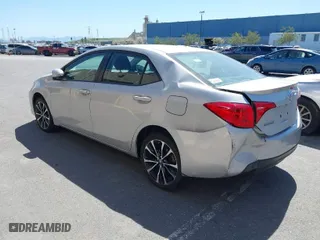 2019 Toyota Corolla L with VIN 5YFBURHE8KP882089, listed as a IAAI auction lot 39545437 with 117,129 mi miles. Bid and sale history available at carsss.com. Image 3.