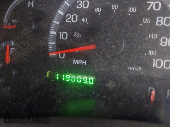 2003 Ford F-150 XLT with VIN 1FTRW07LX3KA76162, listed as a IAAI auction lot 41783926 with 119,009 mi miles. Bid and sale history available at carsss.com. Image 15.