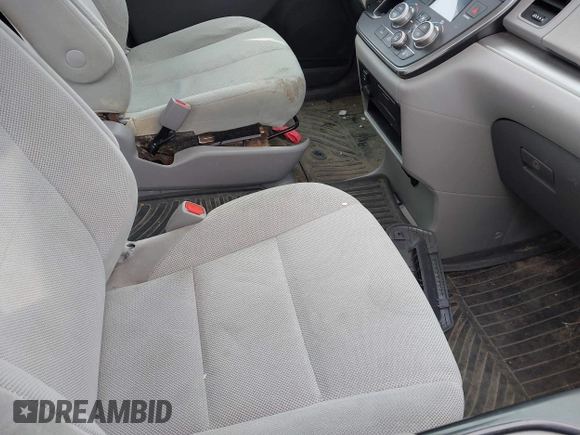 2018 Toyota Sienna L with VIN 5TDZZ3DC5JS901902, listed as a IAAI auction lot 41431684 with 101,481 mi miles and . Bid and sale history available at DreamBid. Image 5.