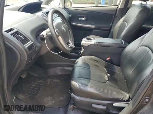 2016 Toyota Prius Two z VIN JTDZN3EUXGJ054531, wystawiony jako Copart lot #59105225 z przebiegiem Nie podano mil oraz Czysty tytuł • Clean title. Historia ofert i sprzedaży dostępna na DreamBid. Obrazek 7.