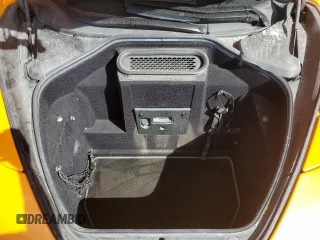 2021 McLaren 720S z VIN SBM14FCA3MW005994, wystawiony jako Copart lot #74940764 z przebiegiem Nie podano mil oraz Nie do naprawy. Historia ofert i sprzedaży dostępna na DreamBid. Obrazek 11.