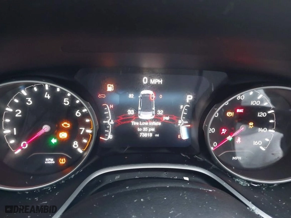 2018 Jeep Compass Latitude with VIN 3C4NJCBB5JT102434, listed as a IAAI auction lot 41117238 with 73,818 mi miles. Bid and sale history available at carsss.com. Image 7.