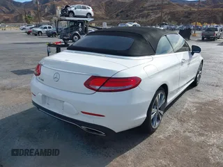 2018 Mercedes-Benz C 300 z VIN WDDWK4JB3JF643216, wystawiony jako IAAI lot #41140000 z przebiegiem 85 819 mil mil oraz . Historia ofert i sprzedaży dostępna na DreamBid. Obrazek 4.