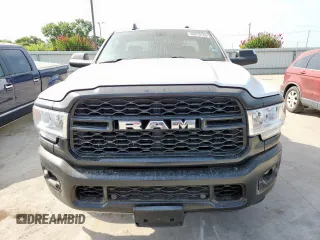 2021 Ram 2500 Tradesman z VIN 3C6MR4AJ6MG554142, wystawiony jako Copart lot #65013125 z przebiegiem 117 905 mil mil oraz Czysty tytuł • Clean title. Historia ofert i sprzedaży dostępna na DreamBid. Obrazek 5.