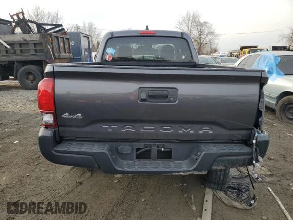 2020 Toyota Tacoma SR z VIN 3TYSX5ENXLT001734, wystawiony jako Copart lot #42916315 z przebiegiem 44 213 mil mil oraz Szkoda całkowita • Salvage title. Historia ofert i sprzedaży dostępna na DreamBid. Obrazek 6.