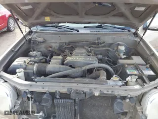 2006 Toyota Tundra SR5 with VIN 5TBBT44166S478013, listed as a IAAI auction lot 41631506 with 253,851 mi miles. Bid and sale history available at carsss.com. Image 10.