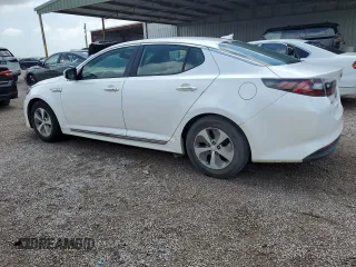 2015 Kia Optima z VIN KNAGM4AD9F5086591, wystawiony jako Copart lot #53694555 z przebiegiem 189 853 mil mil oraz Czysty tytuł • Clean title. Historia ofert i sprzedaży dostępna na DreamBid. Obrazek 2.