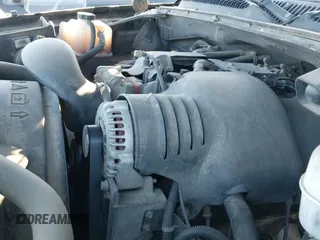 2003 Chevrolet Silverado 1500HD LS с VIN 1GCGC13U13F190712, выставлен на аукционе IAAI как лот 41886246 с пробегом 258 024 миль миль и . История ставок и продаж доступна на DreamBid. Изображение 12.