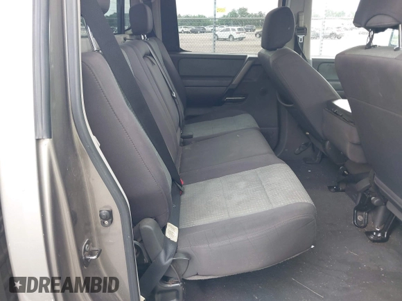 2006 Nissan Titan LE with VIN 1N6BA07A66N561963, listed as a IAAI auction lot 42131877 with 175,293 mi miles and . Bid and sale history available at DreamBid. Image 8.
