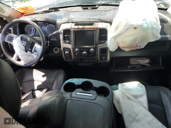 2014 Ram 2500 Laramie with VIN 3C6UR5NL5EG144483, listed as a Copart auction lot 73720324 with 137,360 mi miles and Salvage title. Bid and sale history available at DreamBid. Image 8.