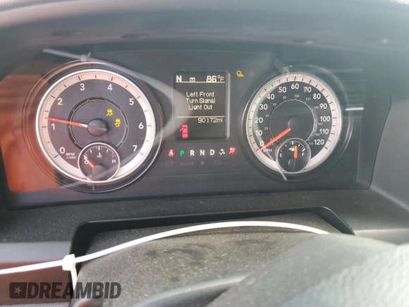 2019 Ram 1500 Express z VIN 1C6RR7FG2KS720893, wystawiony jako Copart lot #59665855 z przebiegiem 90 172 mil mil oraz Nie do naprawy • Non repairable. Historia ofert i sprzedaży dostępna na DreamBid. Obrazek 9.