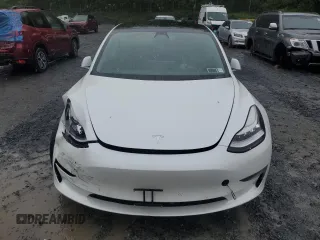 2020 Tesla Model 3 Performance z VIN 5YJ3E1EC9LF784594, wystawiony jako Copart lot #56179955 z przebiegiem 97 419 mil mil oraz Szkoda całkowita • Salvage title. Historia ofert i sprzedaży dostępna na DreamBid. Obrazek 5.