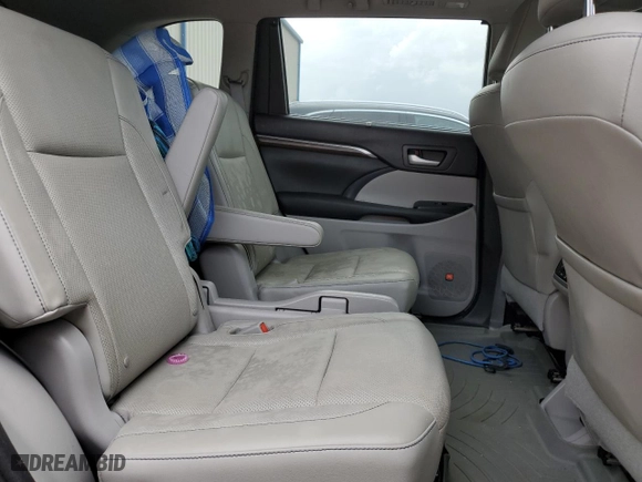 2014 Toyota Highlander Hybrid Limited with VIN 5TDDCRFH6ES006853, listed as a Copart auction lot 41426685 with 110,001 mi miles and Non Repairable. Bid and sale history available at carsss.com. Image 11.