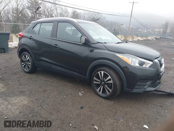 2019 Nissan Kicks S with VIN 3N1CP5CU6KL527179, listed as a IAAI auction lot 41479057 with 97,895 mi miles. Bid and sale history available at carsss.com. Image 1.