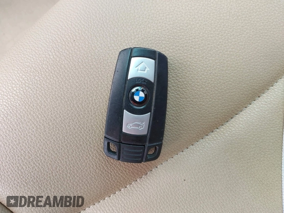 2007 BMW 3 Series 328i with VIN WBAVA335X7PV64572, listed as a IAAI auction lot 42159689 with 209,335 mi miles and . Bid and sale history available at DreamBid. Image 11.